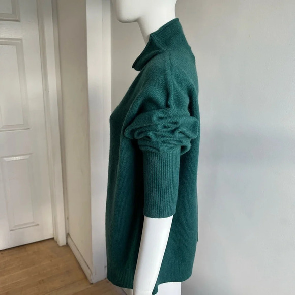 The Group by Babaton Pure Mock neck Cashmere Sweater Green sz Large NWT - Picture 4 of 9